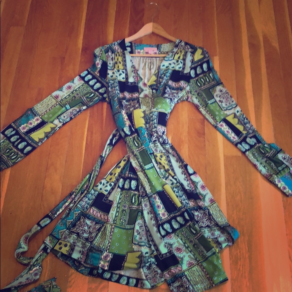 Lilly Pulitzer Wrap dress Size 8
